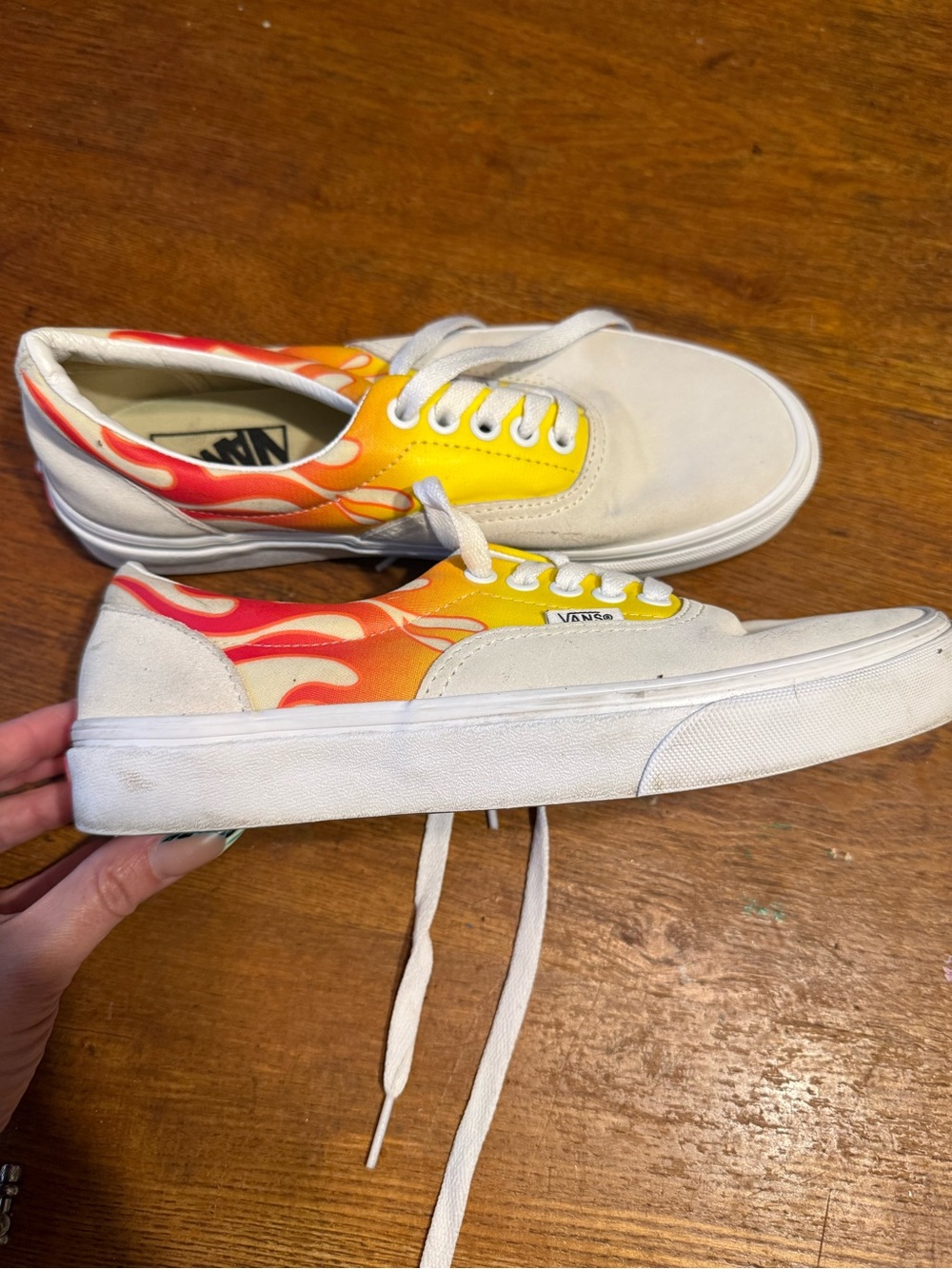 Vans Low-Top Sneakers with Yellow to Red Flame Design - Picture 2 of 4